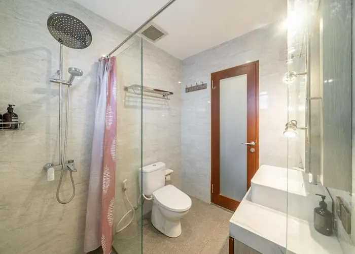 Modern 5br Luxury With Pool & Rooftop - 100m From * サヌール