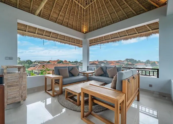 Modern 5br Luxury With Pool & Rooftop - 100m From