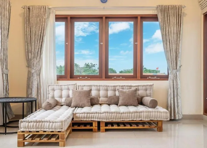 Modern 5br Luxury With Pool & Rooftop - 100m From ヴィラ