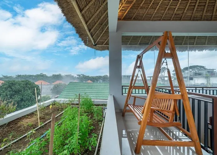 Modern 5br Luxury With Pool & Rooftop - 100m From