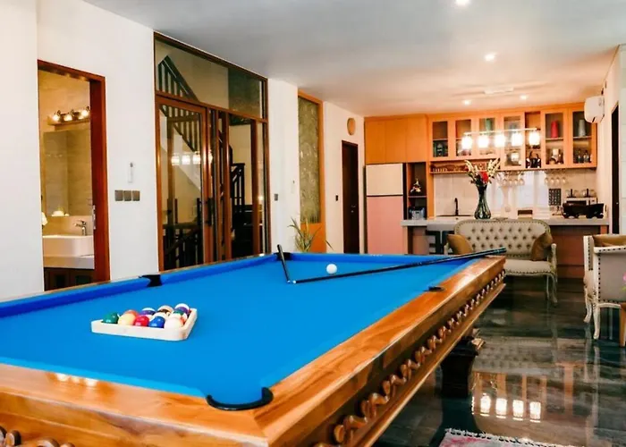 Modern 5br Luxury With Pool & Rooftop - 100m From ヴィラ
