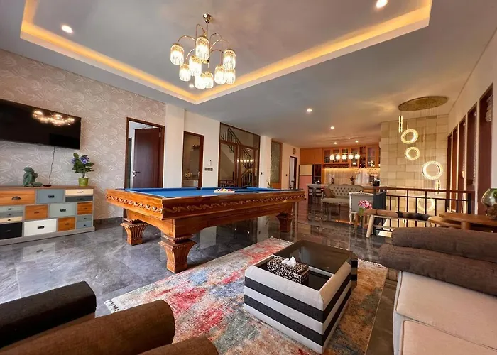 ヴィラ Modern 5br Luxury With Pool & Rooftop - 100m From